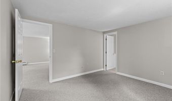 66 Girard Ave 401, Newport, RI 02840