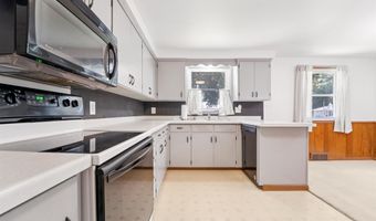 35 FOSTER Ct, Appleton, WI 54915