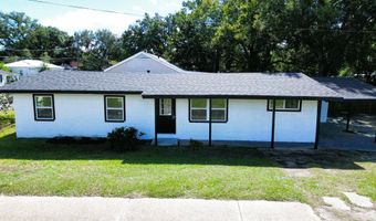 1461 Irish Hill Dr, Biloxi, MS 39530