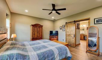 1020 County Road 1596, Alvord, TX 76225