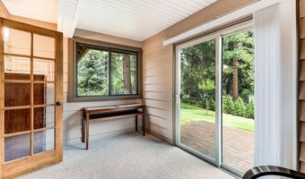 20396 Mission Ridge Ct, Bend, OR 97702