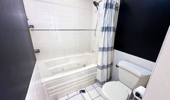 2100 Mockingbird Ln, McAlester, OK 74501