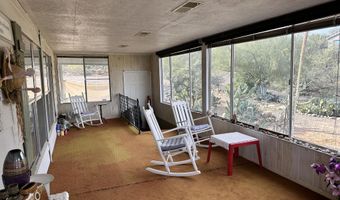 34851 S DESERT Cv, Black Canyon City, AZ 85324