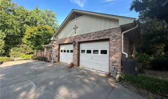 905 Meadow Ln, Anderson, SC 29621