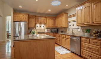 472 Lindsay Ln, Ashland, OR 97520