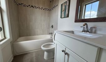 1090 Township Sq, Alpharetta, GA 30022