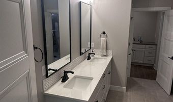 820 E Park Pl, Andover, KS 67002