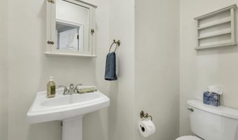 55 Dunlap Dr, Bedford, NH 03110