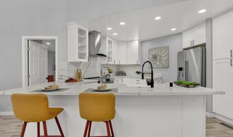 28205 Meadow Oak Ln, Escondido, CA 92026
