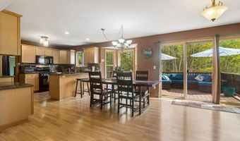 6527 Genaw Rd, Algonac, MI 48001