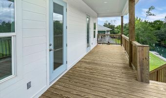 56 Good St, Bay St. Louis, MS 39520