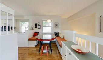 364 Bellevue Ave 5A, Newport, RI 02840