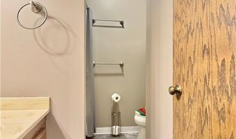 913 Abbott St 304, Albert Lea, MN 56007