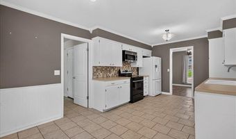 5821 Harvard Dr, Bartlesville, OK 74006