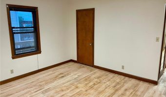 1004 S 2nd St, Alma, WI 54610
