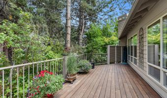 3175 NW Clubhouse Dr, Bend, OR 97703