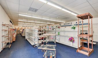 546 E Savannah St, Calhoun Falls, SC 29628