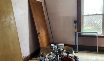 682 Cheshire St, Berlin, NH 03570