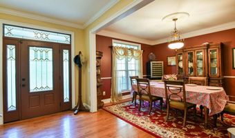 283 Creekside Dr, Arnoldsville, GA 30619