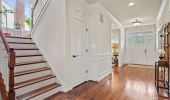 2504 WASHINGTON Blvd, Arlington, VA 22201