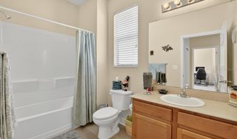 307 BLUEWATER FALLS Ct, Apollo Beach, FL 33572