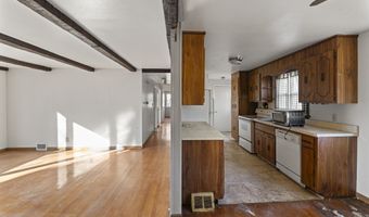 1800 Chopsey Hill Rd, Bridgeport, CT 06606