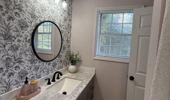 611 4th St NW, Arab, AL 35016