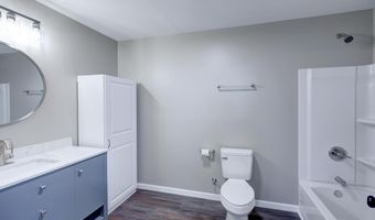 1320 N 9th St, Arkansas City, KS 67005