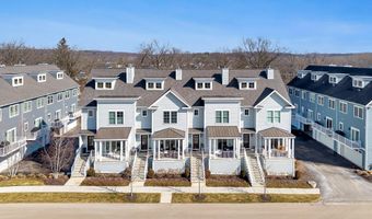 643 Greenslate Dr SE, Ada, MI 49301