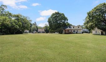 509 School St, North Kingstown, RI 02852