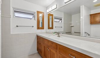 3816 Zoe St, San Diego, CA 92117