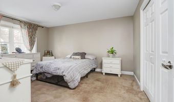 107 W Church St, Absecon, NJ 08201