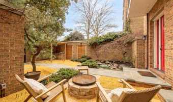 3541 ORDWAY St NW, Washington, DC 20016