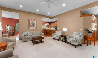 608 N Riverwood Cir, Brandon, SD 57005