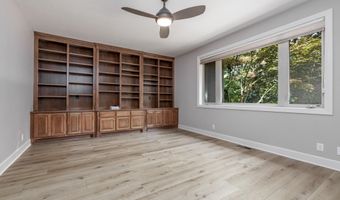 15 Binefar Ln, Hot Springs Village, AR 71909