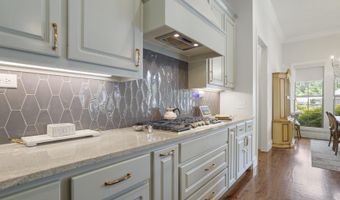 508 Forest Glen Ln, Brandon, MS 39047
