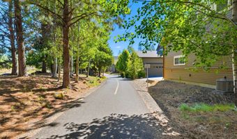 19358 SW Laurelhurst Way, Bend, OR 97702