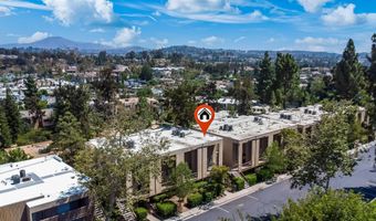 5700 Baltimore Dr 215, La Mesa, CA 91942