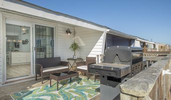 201 Freeman Ln C, Atlantic Beach, NC 28512