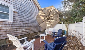 112 8TH St E, Beach Haven, NJ 08008