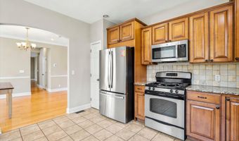 205 S LOCUST St, Ambler, PA 19002