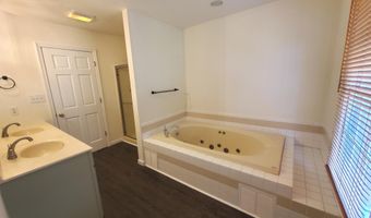 614 E PEBWORTH Rd, Magnolia, DE 19962