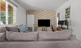 9 Kitchener Rd, Johnston, RI 02919