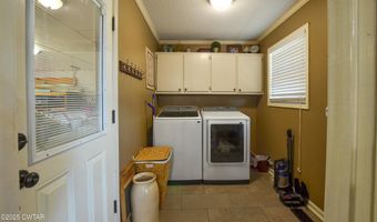 93 Jaycee Cv, Bells, TN 38006