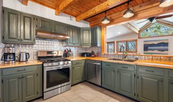 81 Barnum Rd, Windham, NY 12454