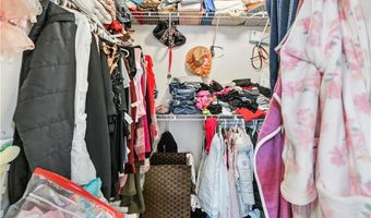 5703 Newnan Cir, Austell, GA 30106