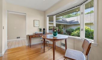 4 Bittersweet Lane 4, Bourne, MA 02532