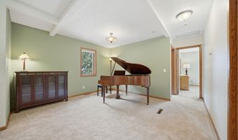 12568 Everest Ct E, Apple Valley, MN 55124