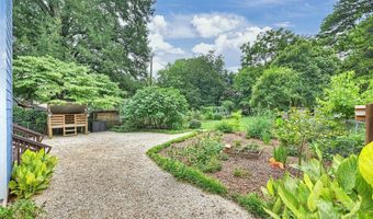 1918 Woodland Dr, Charlotte, NC 28205