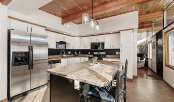 3334 Winchell Ln, Billings, MT 59102